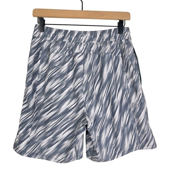 Peloton Turin Shorts Mens Medium Abstract Print Elastic Waist Lined Training Gym - Picture 7 of 13